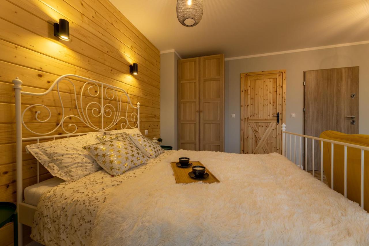 Villa Kasztelan Apartamenty Ustrzyki Dolne Exterior foto