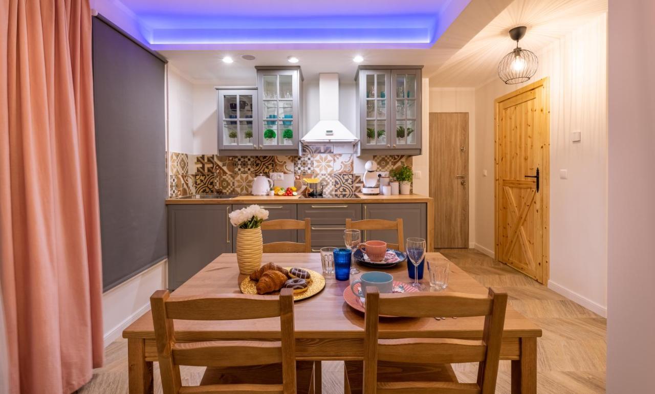 Villa Kasztelan Apartamenty Ustrzyki Dolne Exterior foto