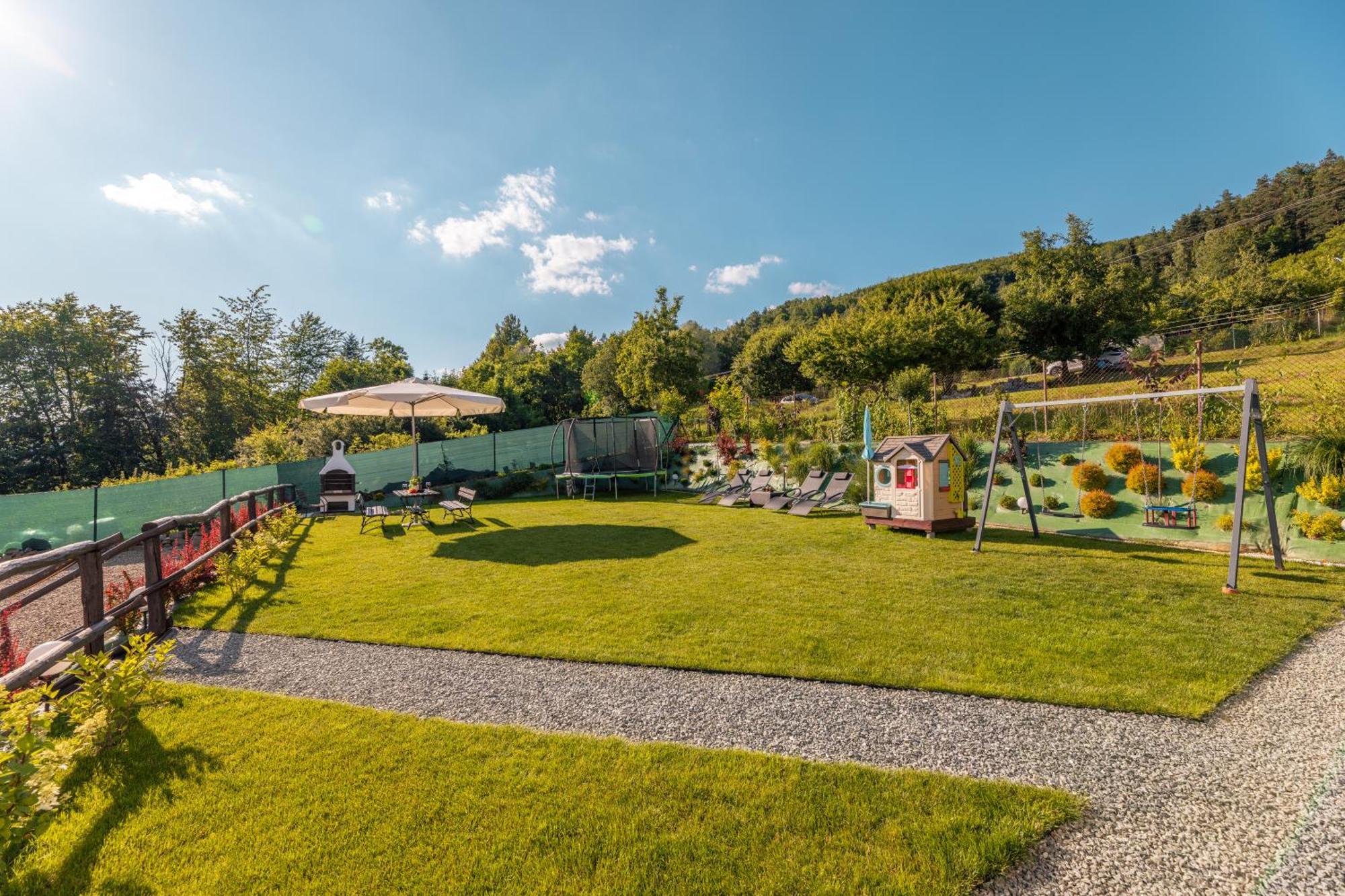 Villa Kasztelan Apartamenty Ustrzyki Dolne Exterior foto